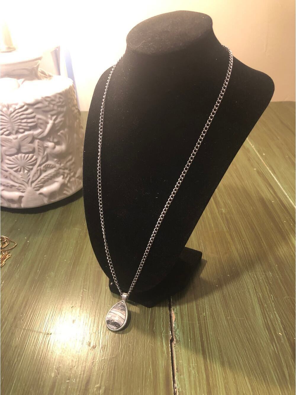 Unbranded Silver Tone Glass Black White Gray Swirl Pendant Necklace